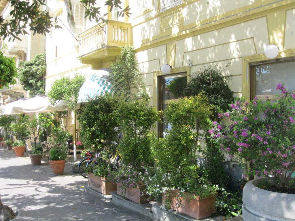 Hotel Miramare Lavagna Bagian luar foto